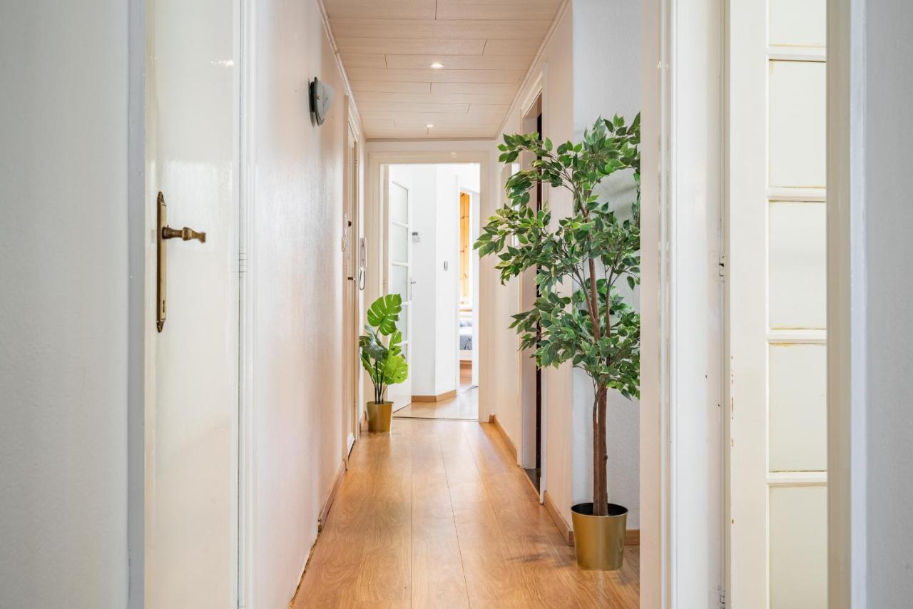 Large Antwerp City Center Apartments Eksteriør bilde