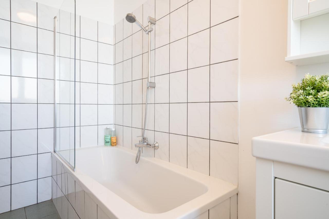 Large Antwerp City Center Apartments Eksteriør bilde