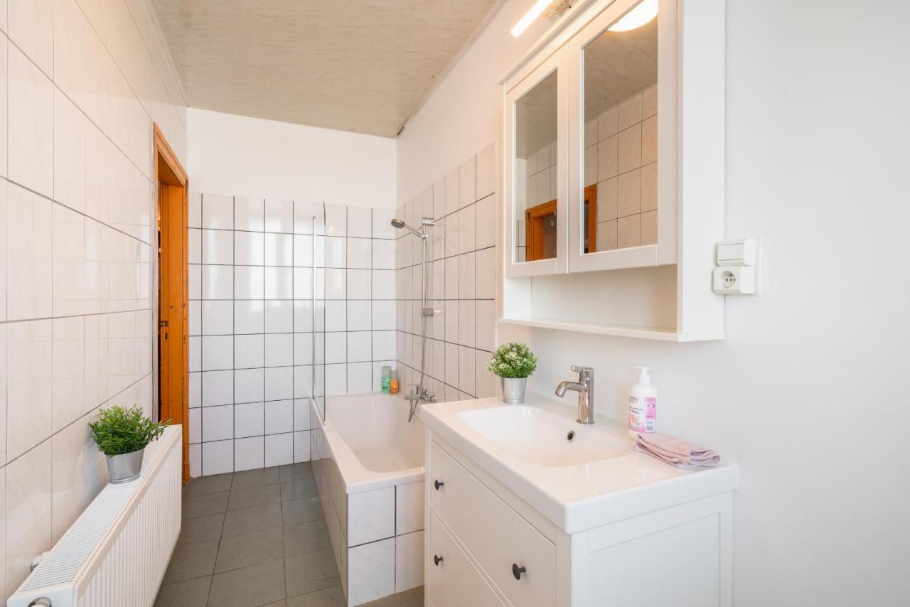 Large Antwerp City Center Apartments Eksteriør bilde