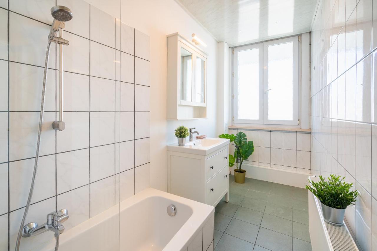 Large Antwerp City Center Apartments Eksteriør bilde